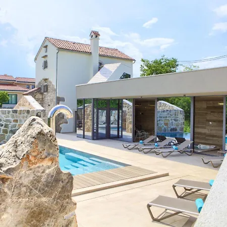 Jerini Main House By Interhome Vrh (Krk)