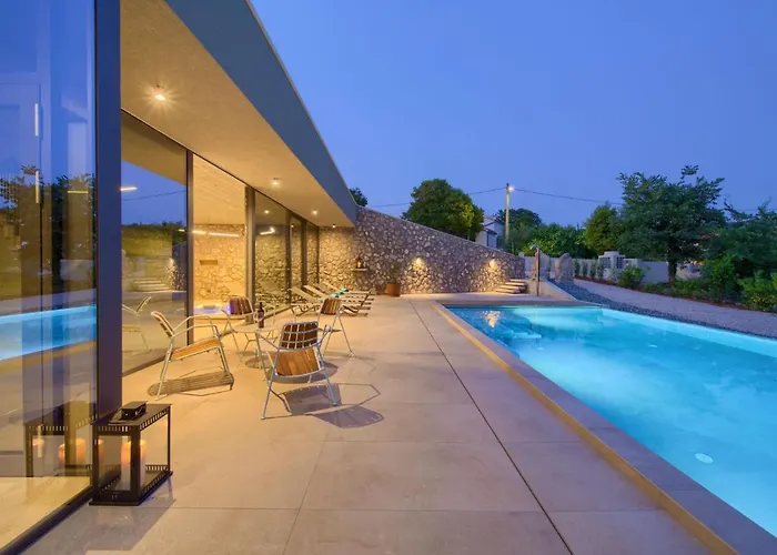 Jerini Main House By Interhome * Vrh (Krk)