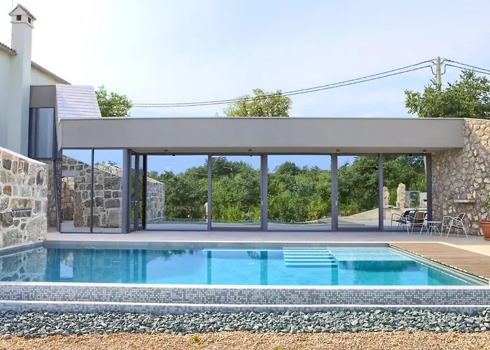 Jerini Main House By Interhome Casa vacanze Vrh (Krk)